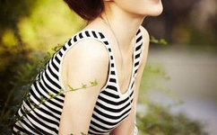 宝宝这才三根手指就流